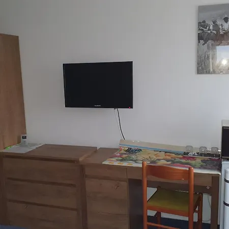 Privatunterkunft Veszprem Room *